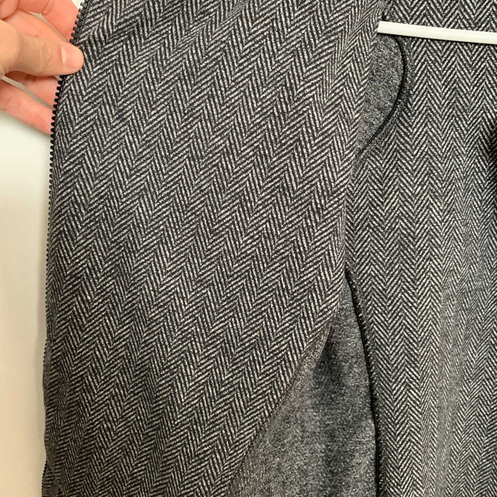 Lululemon Asymmetric Jacket - Picture 5 of 6